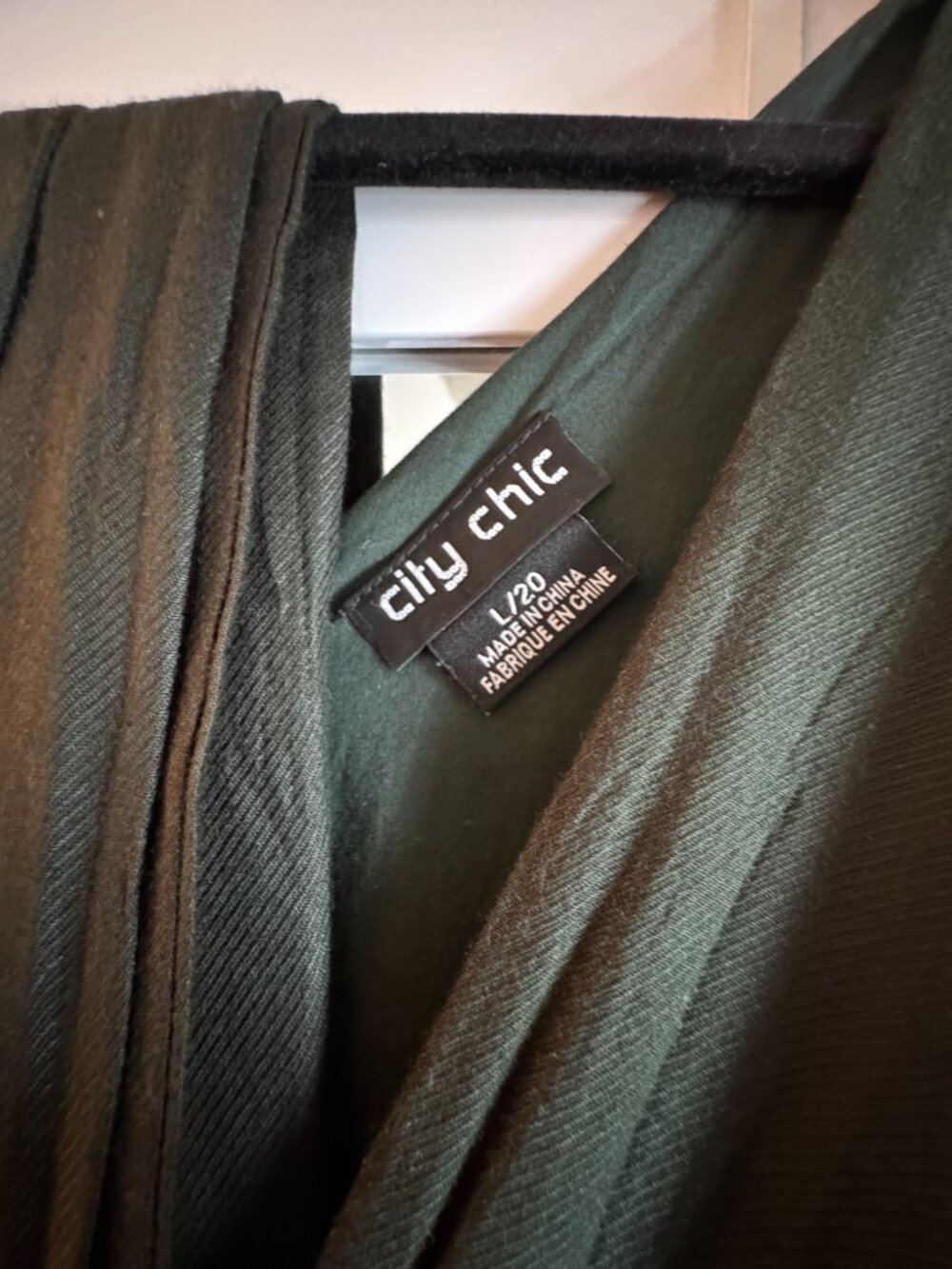 CITY CHIC Dark Green Faux Wrap Linen Blend Midi Dress - Size L (20) - Picture 6 of 7